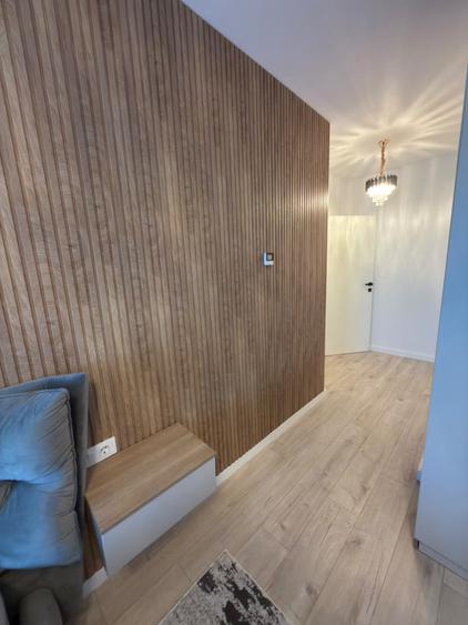 Apartament cu 3 camere decomandat, mobilat în Băneasa