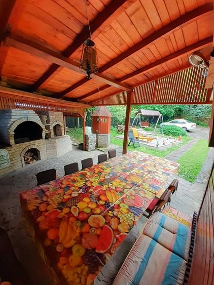 Casă cu 3 camere în Vălișoara