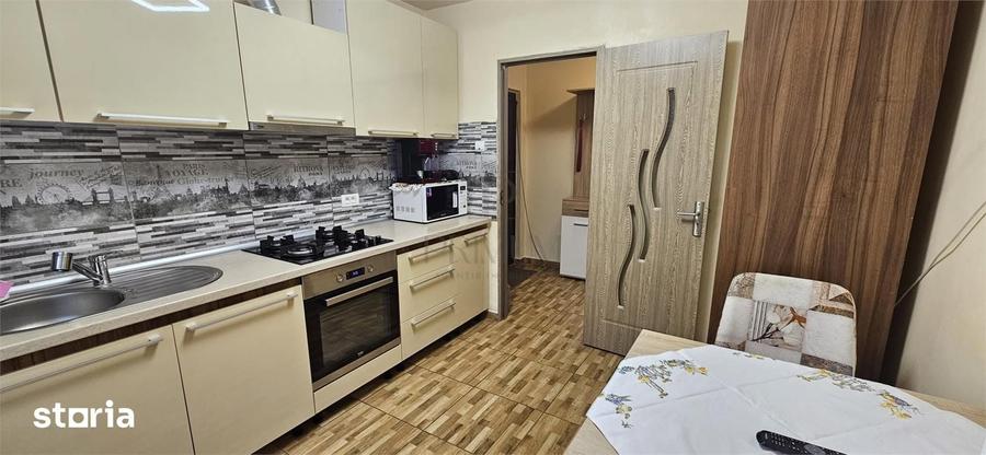 Apartament cu 3 camere semidecomandat în Circumvalațiunii