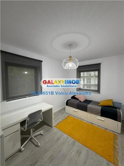 Casă cu 5 camere cu Teren 250 Mp în Central