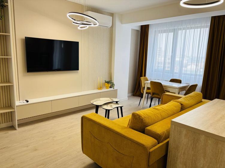 Apartament cu 2 camere semidecomandat, mobilat în Pipera