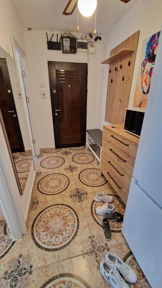 Apartament cu 2 camere în Palazu Mare