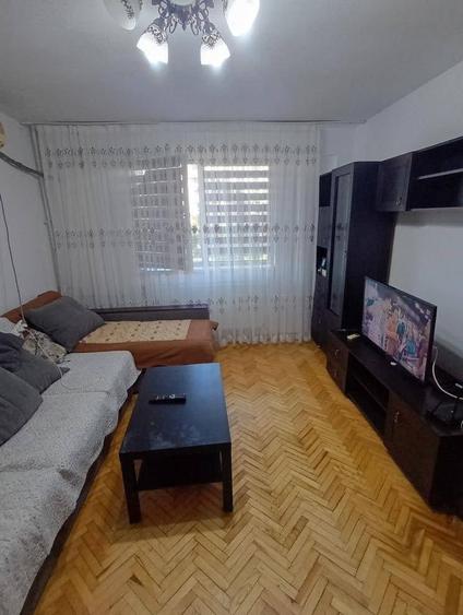 2 camere de vanzare Apusului, Militari - 5