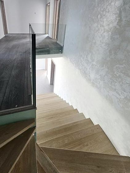 Casă individuală cu 5 camere cu Canalizare în Pipera