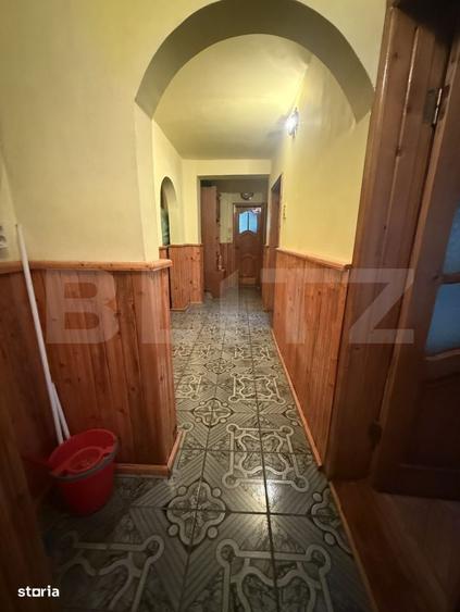 Apartament cu 4 camere decomandat în Tunari