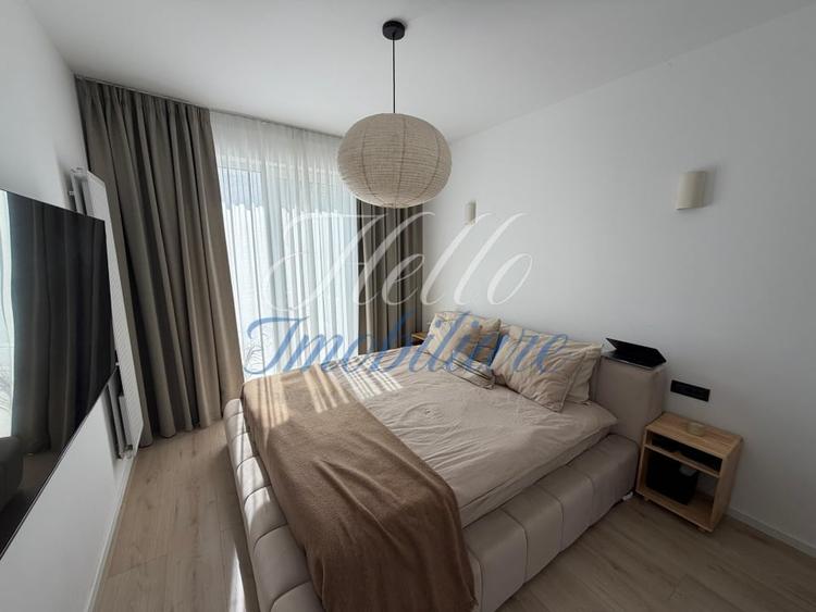 Apartament cu 3 camere semidecomandat, mobilat în Semicentral