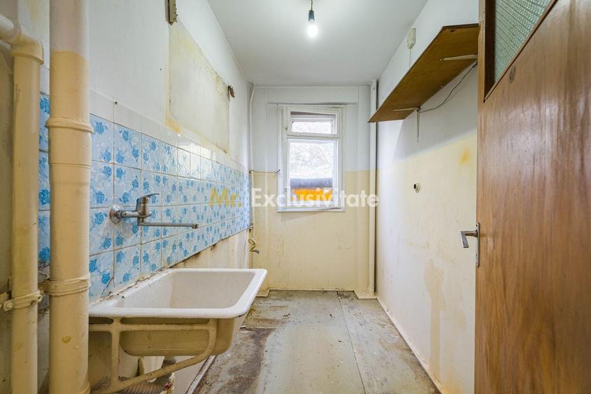 Apartament cu 2 camere decomandat în Drumul Taberei