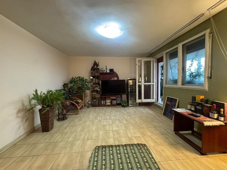 Apartament cu 2 camere semidecomandat, mobilat în Dorobanți