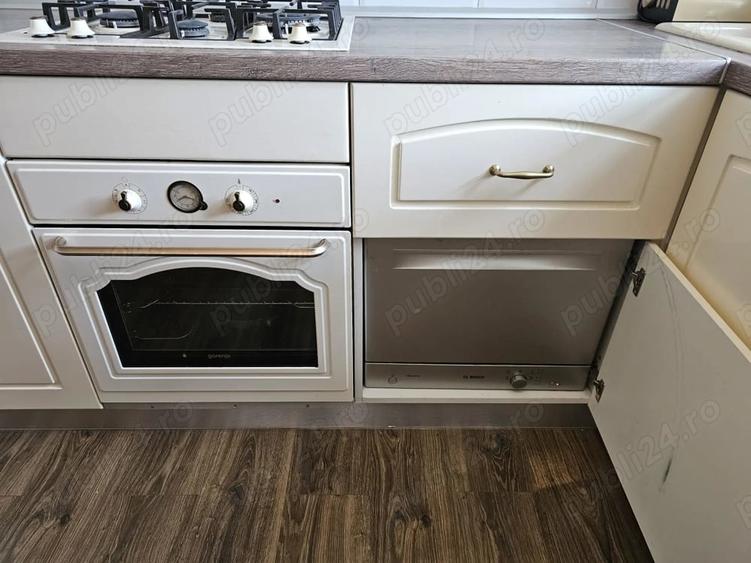 Apartament cu 2 camere decomandat în Giroc