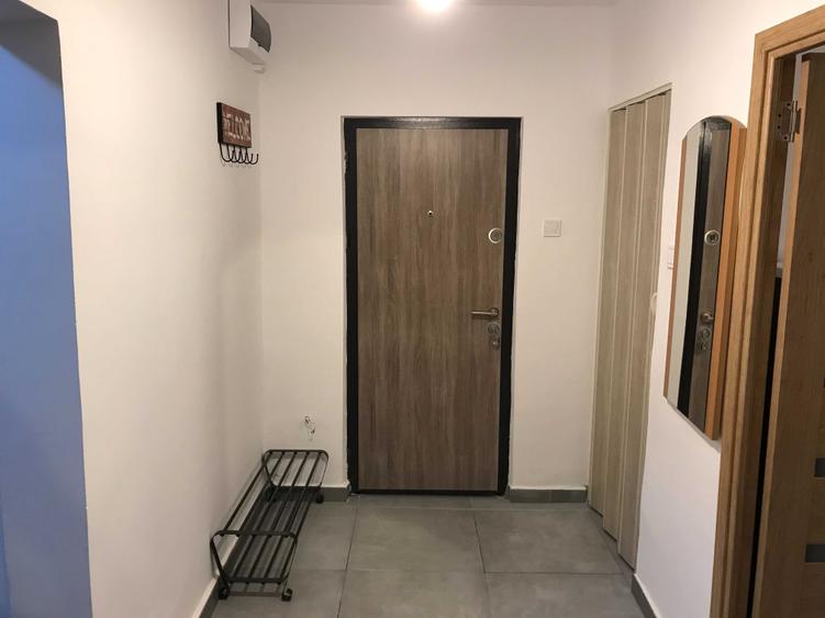 Apartament cu 2 camere decomandat în Vest