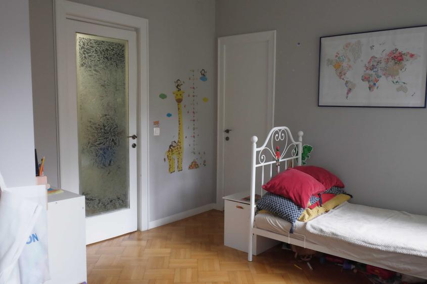 Apartament cu 4 camere decomandat în Ultracentral