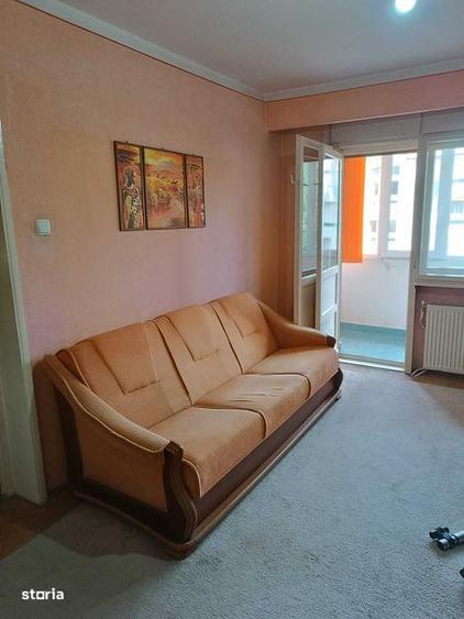 Apartament cu 3 camere în Solidarității