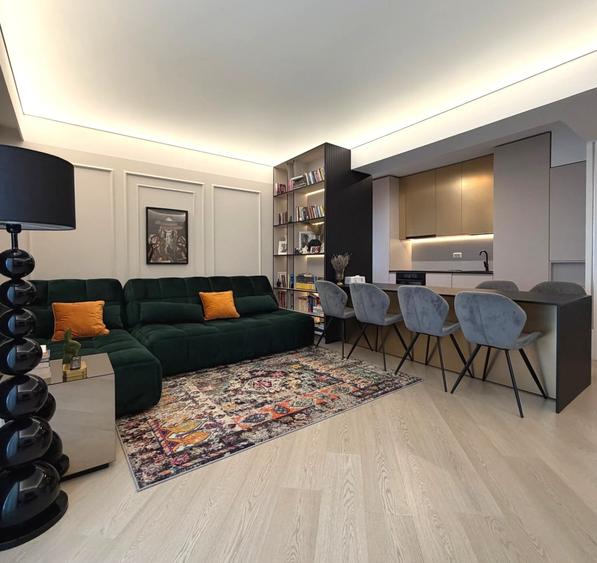 Apartament cu 3 camere semidecomandat, mobilat în Pipera
