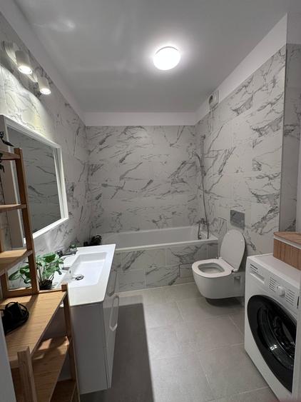 Apartament cu 2 camere semidecomandat în Băneasa
