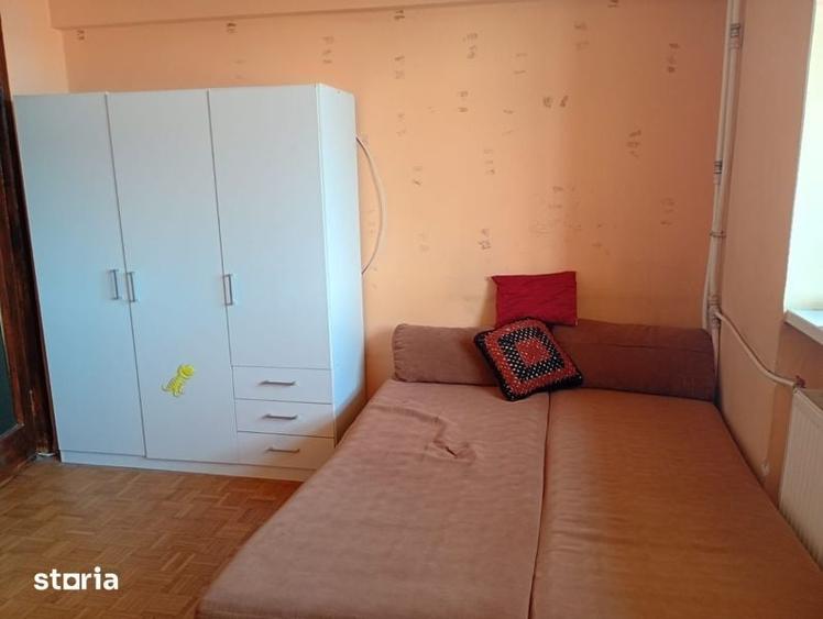 Garsonieră decomandată în Gării