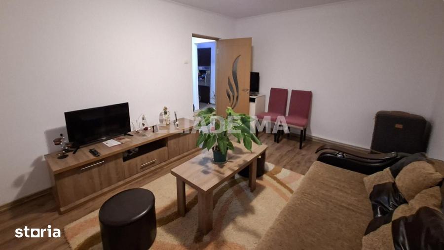 Apartament cu 3 camere decomandat în Nord