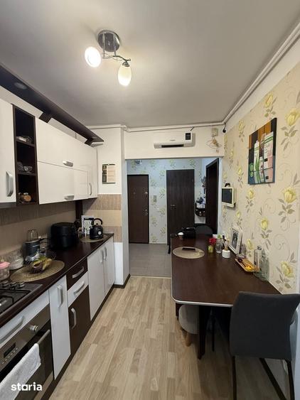 Apartament cu 3 camere în Central