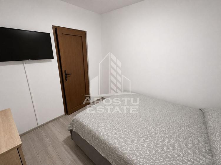 Apartament cu 2 camere semidecomandat, mobilat în Soarelui