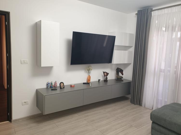 Apartament cu 3 camere decomandat în Nord
