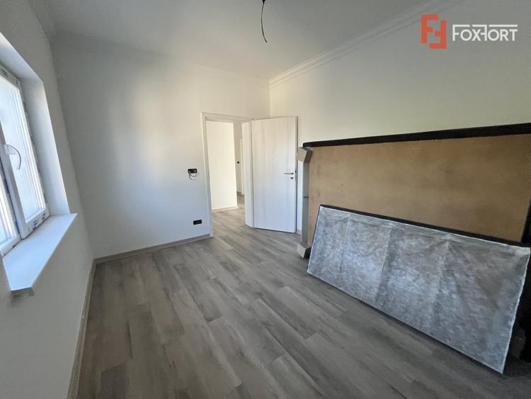 Duplex cu 4 camere cu Canalizare în Moșnița Nouă