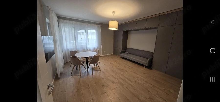 Garsonieră decomandată în Elisabetin