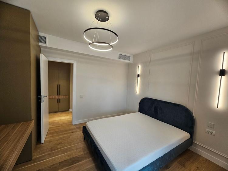 Apartament cu 3 camere decomandat în Băneasa