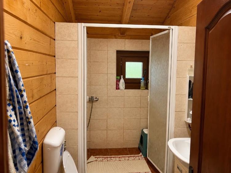 Casă individuală cu 3 camere cu Canalizare în Cătunu (Berceni)