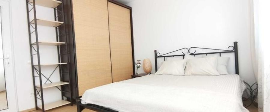 Apartament cu 2 camere decomandat, mobilat în Drumul Taberei