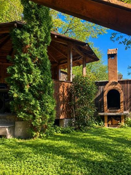 Apartament cu 3 camere decomandat, mobilat în Centrul Istoric