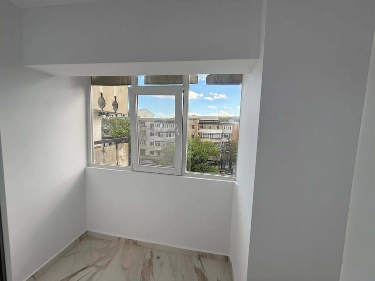 Apartament cu 2 camere decomandat în Dacia