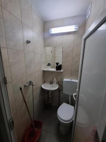 Garsonieră decomandată în Florilor