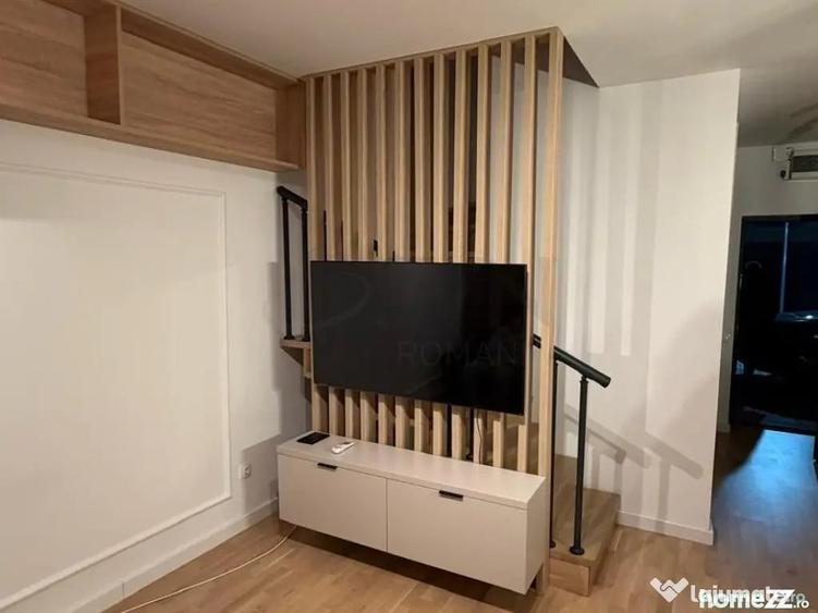 Casă cu 5 camere cu Teren 250 Mp în Pipera