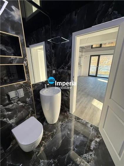 Apartament cu 2 camere decomandat în Rediu