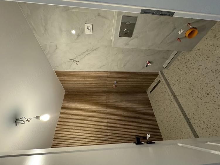 Apartament cu 2 camere decomandat în Tei