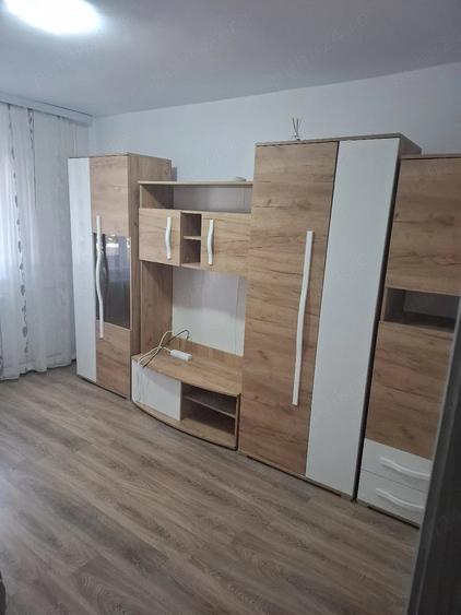 Garsonieră decomandată în Exterior Vest