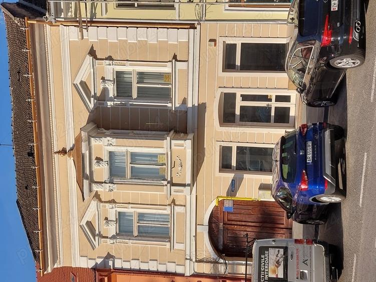Spațiu comercial, de 70 mp, în Central