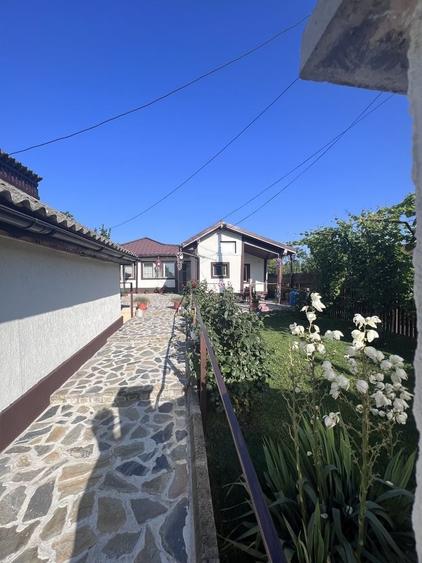 Casă cu 4 camere în Bora