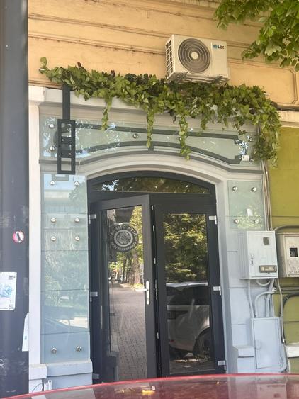 Spațiu comercial, de 20 mp, în Ultracentral