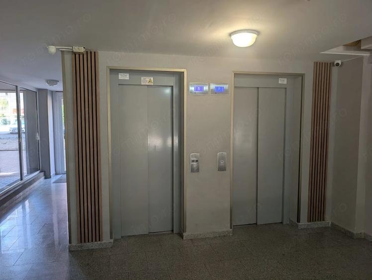Apartament cu 3 camere decomandat în UTA