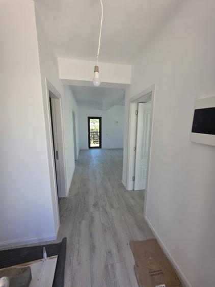 Casă individuală cu 5 camere cu Canalizare în Bragadiru