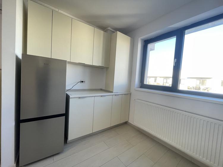 Apartament cu 2 camere semidecomandat, mobilat în Theodor Pallady