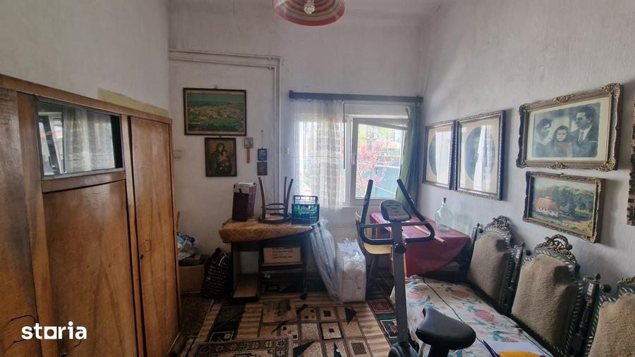 Casă cu 5 camere cu Teren 311 Mp în Cantacuzino