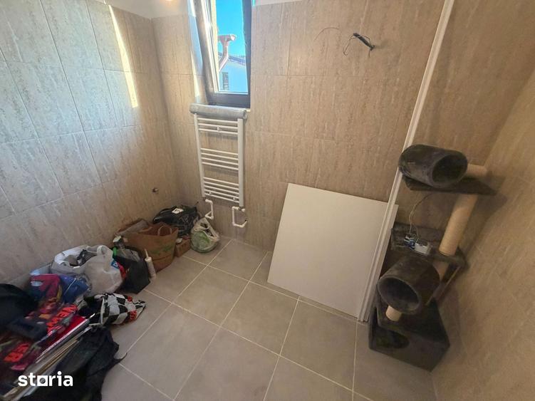 CASA INSIRUITA - PISCINA, TOATE UTILITATILE, MOBILATA, COMISION 0% - 6