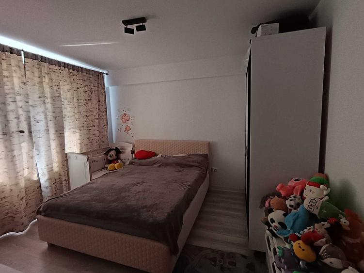Apartament cu 2 camere decomandat în Miroslava