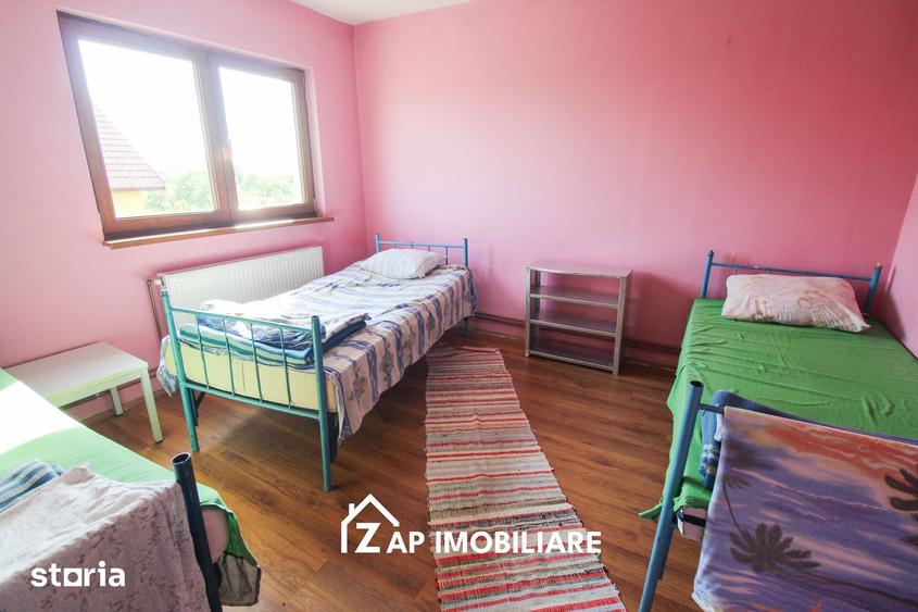 Casă cu 4 camere cu Teren 2000 Mp în Central