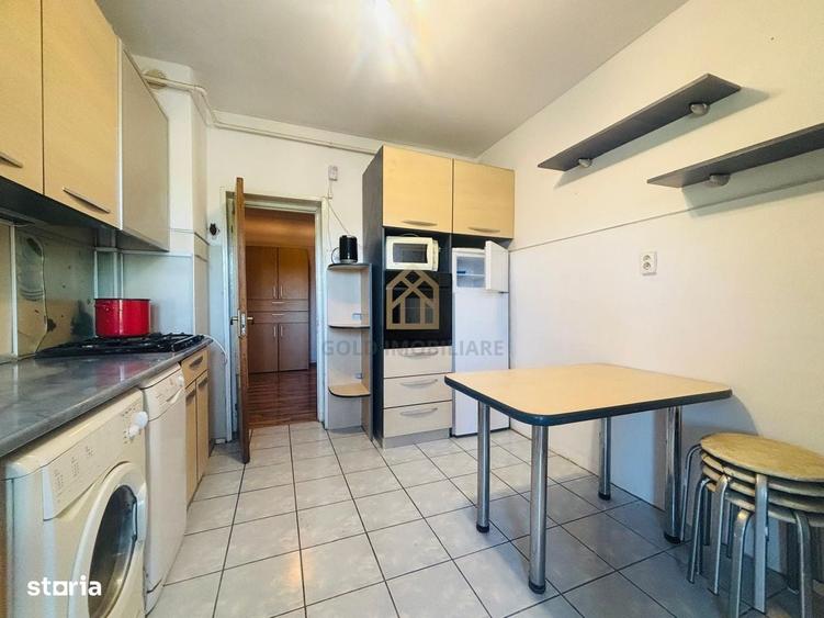 Apartament 3 camere de vanzare cu garaj - 2