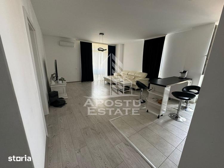 Apartament cu 2 camere, mobilat în Tipografilor
