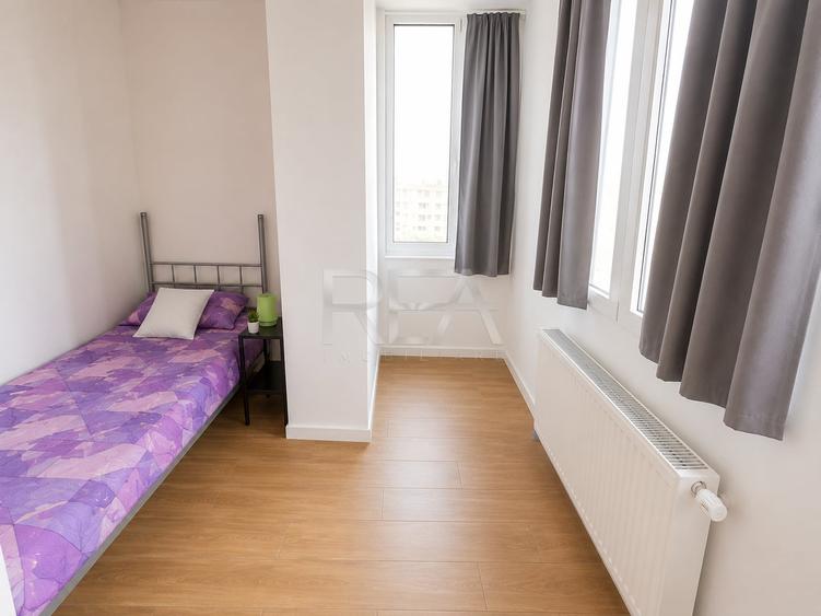 Apartament cu 3 camere semidecomandat, mobilat în Sebastian