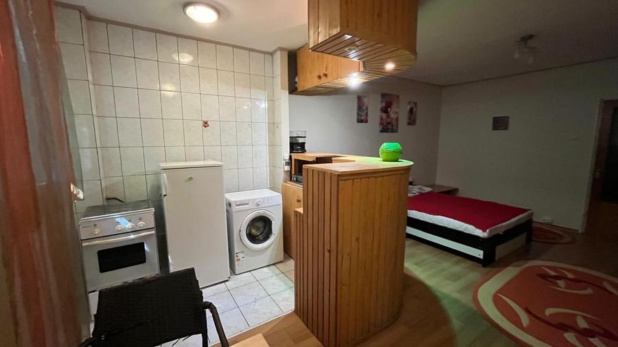 Garsonieră decomandată în Drumul Taberei