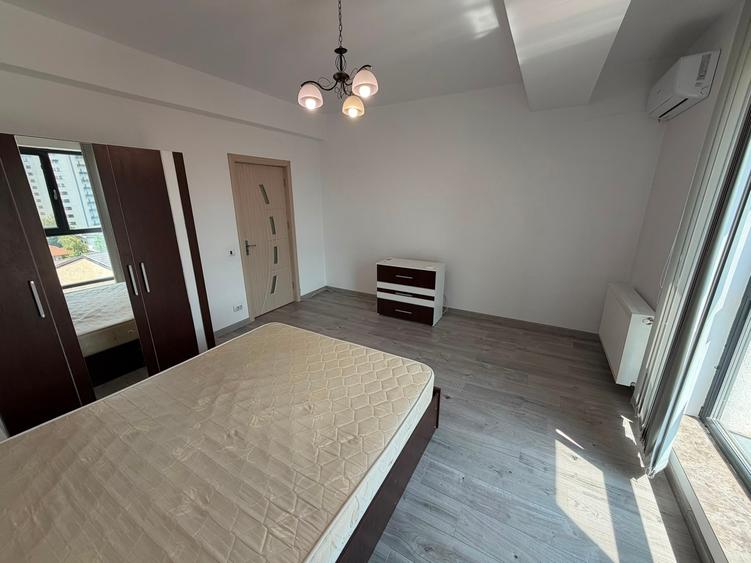 Apartament cu 2 camere decomandat în Grozăvești